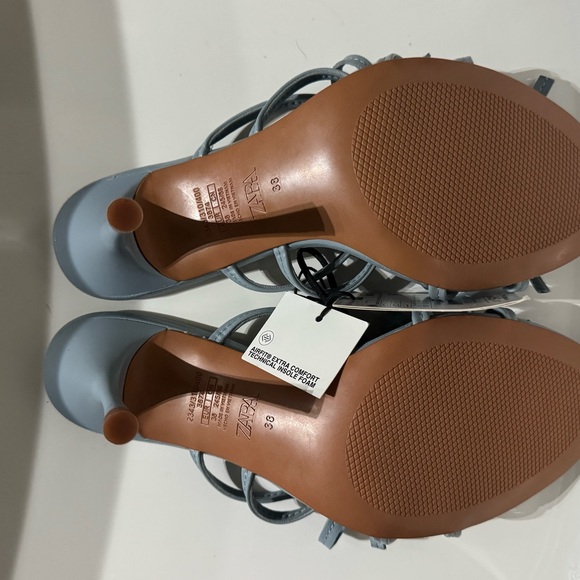 Zara Women's Light Blue Strappy Heels - Picture 4 of 4